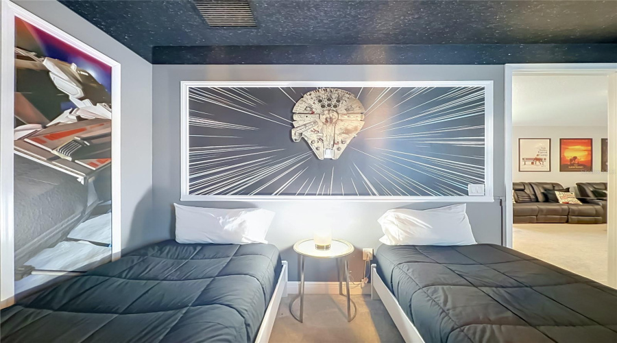 Kissimmee, Florida 34747, 6 Bedrooms Bedrooms, ,5 Bathroomsbathrooms,Residential,For Sale,Southfield,0,Mfro6418227