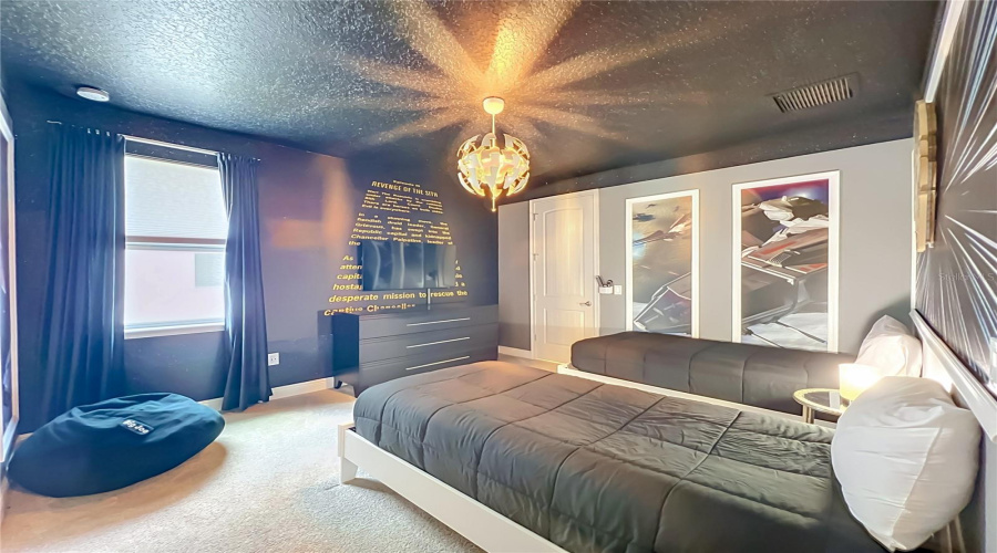 Kissimmee, Florida 34747, 6 Bedrooms Bedrooms, ,5 Bathroomsbathrooms,Residential,For Sale,Southfield,0,Mfro6418227