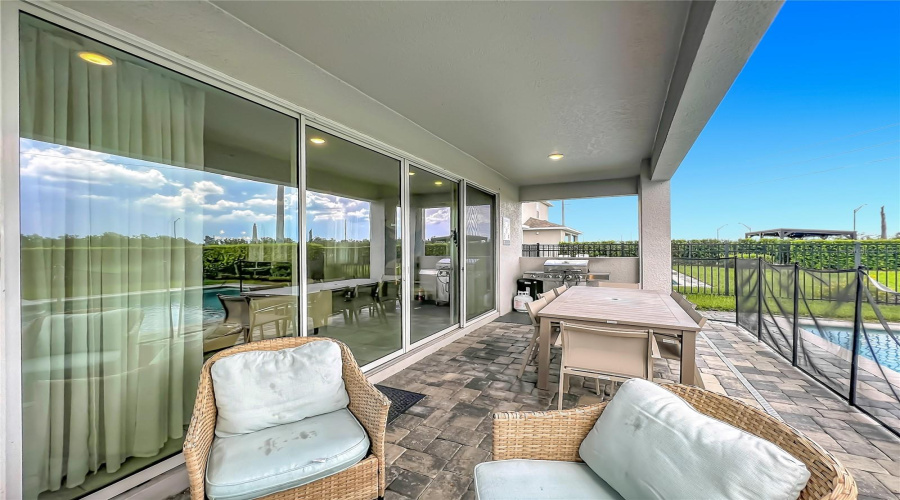 Kissimmee, Florida 34747, 6 Bedrooms Bedrooms, ,5 Bathroomsbathrooms,Residential,For Sale,Southfield,0,Mfro6418227