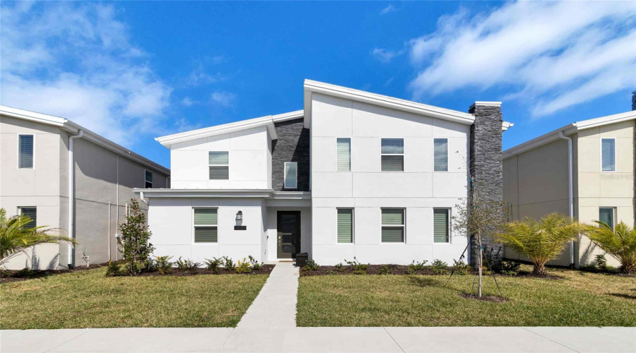 Kissimmee, Florida 34746, 8 Bedrooms Bedrooms, ,5 Bathroomsbathrooms,Residential,For Sale,Narrative,0,Mfro6420720