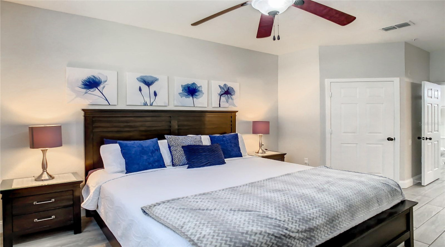 KISSIMMEE, Florida 34747, 3 Bedrooms Bedrooms, ,2 BathroomsBathrooms,Residential,For Sale,COMROW,0,MFRO6417344