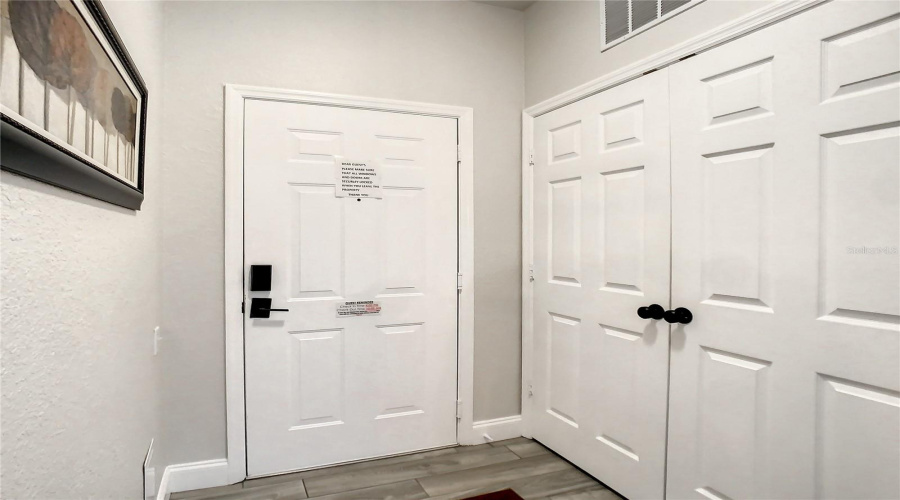KISSIMMEE, Florida 34747, 3 Bedrooms Bedrooms, ,2 BathroomsBathrooms,Residential,For Sale,COMROW,0,MFRO6417344