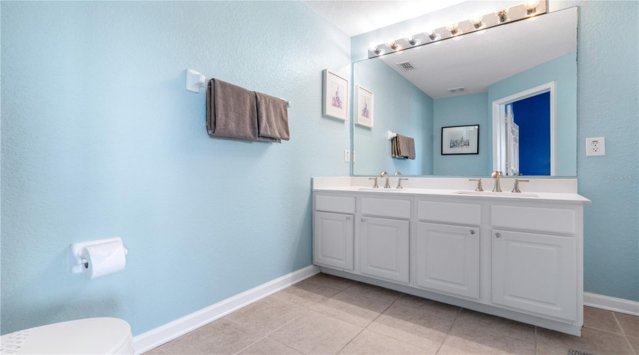 KISSIMMEE, Florida 34747, 3 Bedrooms Bedrooms, ,3 BathroomsBathrooms,Residential,For Sale,FITZCLARENCE,0,MFRS5152612