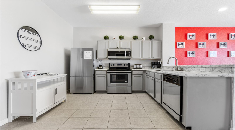 KISSIMMEE, Florida 34747, 3 Bedrooms Bedrooms, ,3 BathroomsBathrooms,Residential,For Sale,FITZCLARENCE,0,MFRS5152612