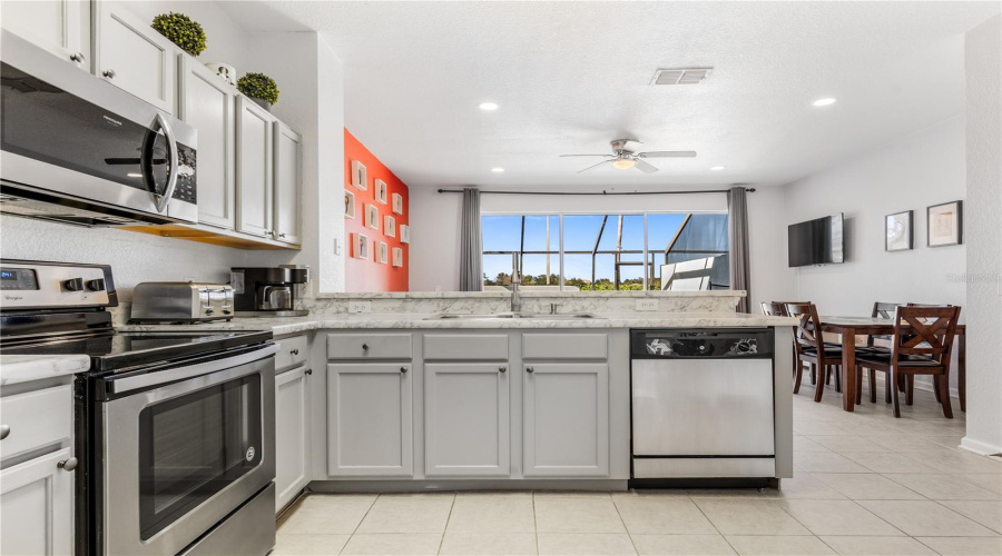 KISSIMMEE, Florida 34747, 3 Bedrooms Bedrooms, ,3 BathroomsBathrooms,Residential,For Sale,FITZCLARENCE,0,MFRS5152612