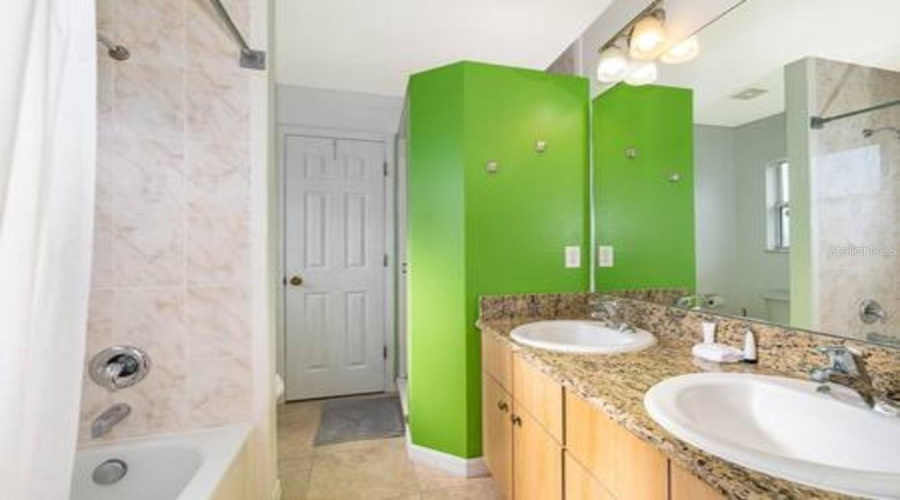 KISSIMMEE, Florida 34746, 7 Bedrooms Bedrooms, ,4 BathroomsBathrooms,Residential,For Sale,RUBY RED LANE,0,MFRO6417809