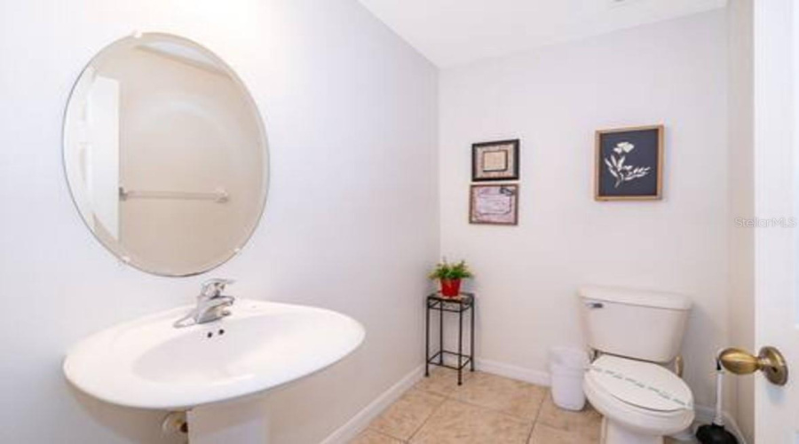 KISSIMMEE, Florida 34746, 7 Bedrooms Bedrooms, ,4 BathroomsBathrooms,Residential,For Sale,RUBY RED LANE,0,MFRO6417809