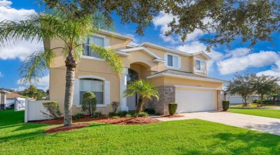 KISSIMMEE, Florida 34746, 7 Bedrooms Bedrooms, ,4 BathroomsBathrooms,Residential,For Sale,RUBY RED LANE,0,MFRO6417809