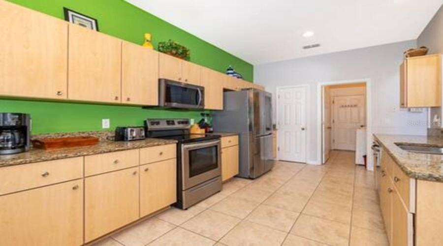 KISSIMMEE, Florida 34746, 7 Bedrooms Bedrooms, ,4 BathroomsBathrooms,Residential,For Sale,RUBY RED LANE,0,MFRO6417809