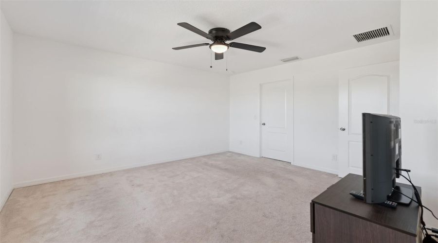 DAVENPORT, Florida 33837, 3 Bedrooms Bedrooms, ,2 BathroomsBathrooms,Residential,For Sale,ANNABELLE,0,MFRP4939094