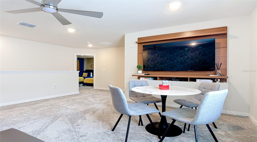 DAVENPORT, Florida 33897, 5 Bedrooms Bedrooms, ,5 BathroomsBathrooms,Residential,For Sale,LANA,0,MFRA4698371