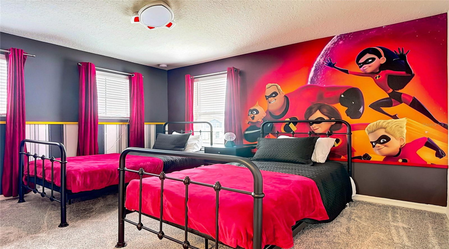 DAVENPORT, Florida 33897, 5 Bedrooms Bedrooms, ,5 BathroomsBathrooms,Residential,For Sale,LANA,0,MFRA4698371