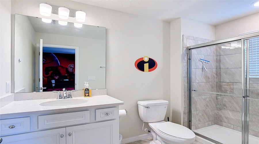 DAVENPORT, Florida 33897, 5 Bedrooms Bedrooms, ,5 BathroomsBathrooms,Residential,For Sale,LANA,0,MFRA4698371