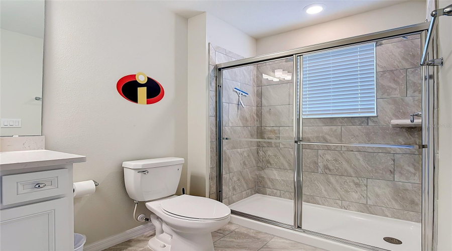 DAVENPORT, Florida 33897, 5 Bedrooms Bedrooms, ,5 BathroomsBathrooms,Residential,For Sale,LANA,0,MFRA4698371