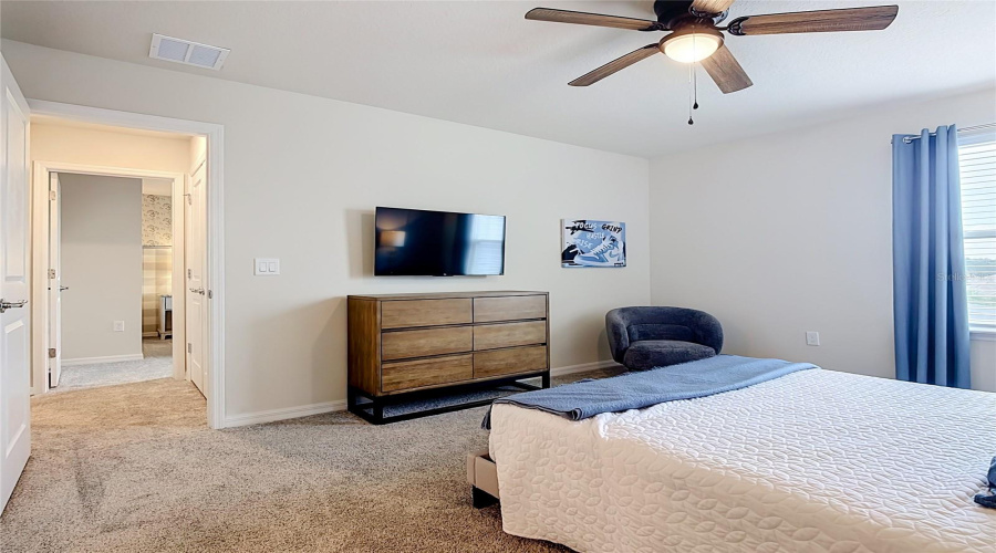 DAVENPORT, Florida 33897, 5 Bedrooms Bedrooms, ,5 BathroomsBathrooms,Residential,For Sale,LANA,0,MFRA4698371