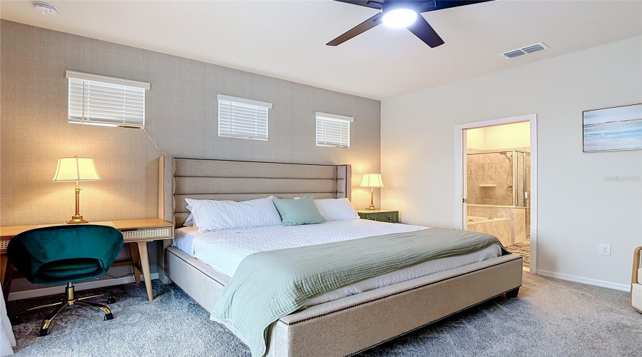 DAVENPORT, Florida 33897, 5 Bedrooms Bedrooms, ,5 BathroomsBathrooms,Residential,For Sale,LANA,0,MFRA4698371