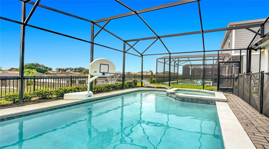 DAVENPORT, Florida 33897, 5 Bedrooms Bedrooms, ,5 BathroomsBathrooms,Residential,For Sale,LANA,0,MFRA4698371