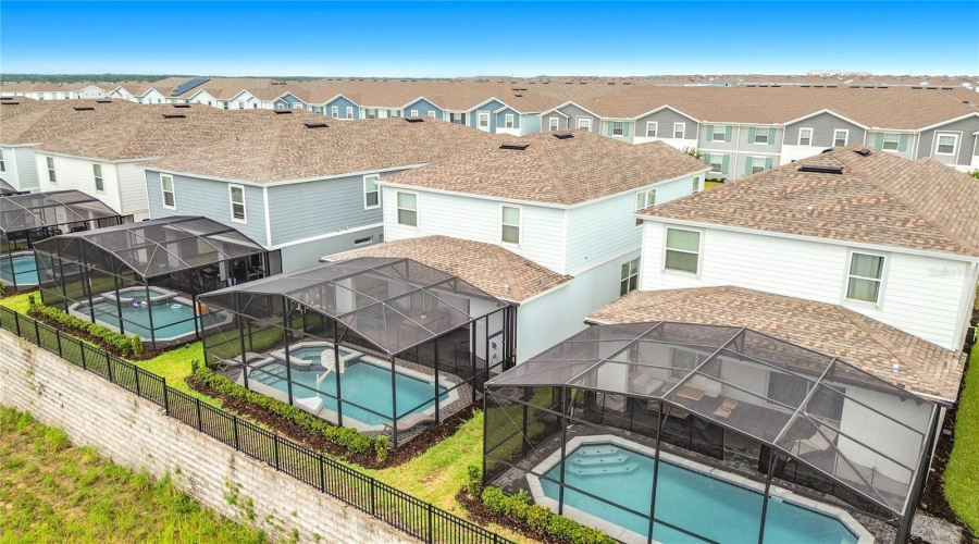 DAVENPORT, Florida 33897, 5 Bedrooms Bedrooms, ,5 BathroomsBathrooms,Residential,For Sale,LANA,0,MFRA4698371