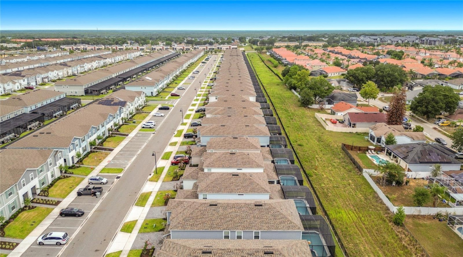 DAVENPORT, Florida 33897, 5 Bedrooms Bedrooms, ,5 BathroomsBathrooms,Residential,For Sale,LANA,0,MFRA4698371