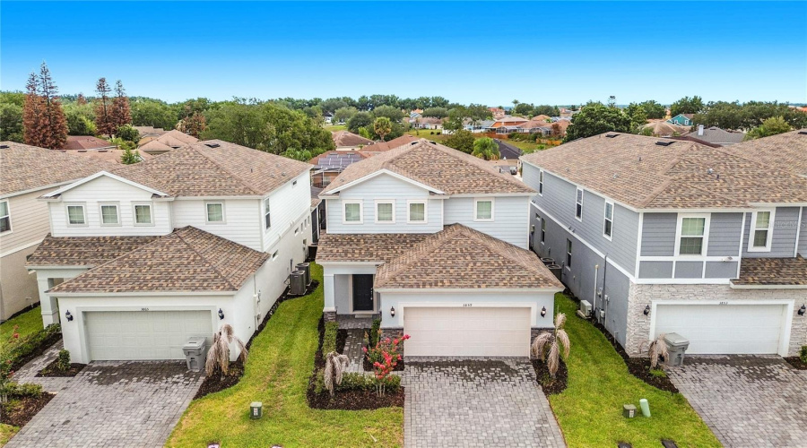 DAVENPORT, Florida 33897, 5 Bedrooms Bedrooms, ,5 BathroomsBathrooms,Residential,For Sale,LANA,0,MFRA4698371