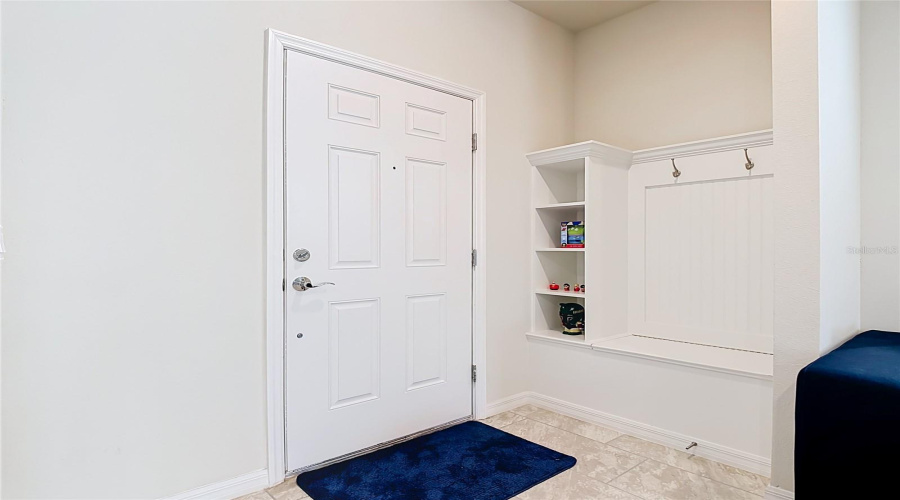 DAVENPORT, Florida 33897, 5 Bedrooms Bedrooms, ,5 BathroomsBathrooms,Residential,For Sale,LANA,0,MFRA4698371