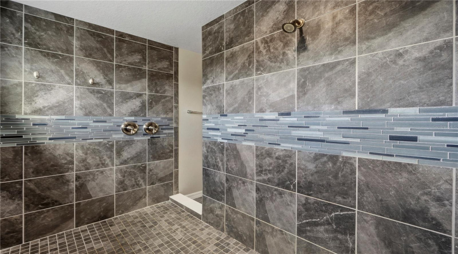 DAVENPORT, Florida 33896, 4 Bedrooms Bedrooms, ,2 BathroomsBathrooms,Residential,For Sale,ABERDEEN,0,MFRG5113772