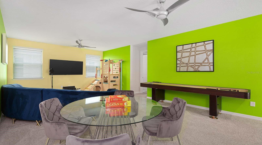 KISSIMMEE, Florida 34747, 9 Bedrooms Bedrooms, ,6 BathroomsBathrooms,Residential,For Sale,NASSAU POINT,0,MFRS5138722