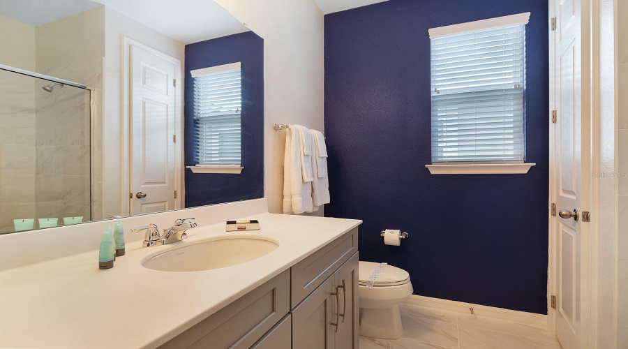 KISSIMMEE, Florida 34747, 9 Bedrooms Bedrooms, ,6 BathroomsBathrooms,Residential,For Sale,NASSAU POINT,0,MFRS5138722