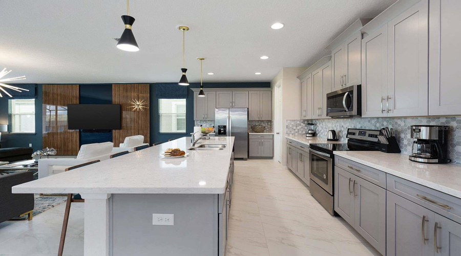 KISSIMMEE, Florida 34747, 9 Bedrooms Bedrooms, ,6 BathroomsBathrooms,Residential,For Sale,NASSAU POINT,0,MFRS5138722