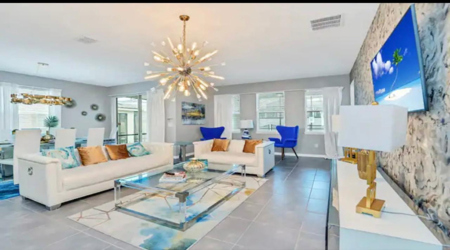 KISSIMMEE, Florida 34747, 6 Bedrooms Bedrooms, ,5 BathroomsBathrooms,Residential,For Sale,SAWYER PALM,0,MFRO6381814