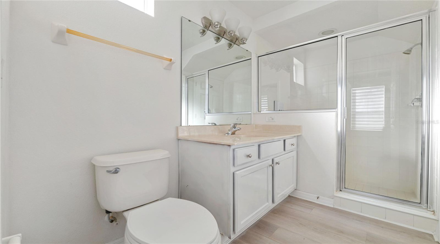 KISSIMMEE, Florida 34746, 4 Bedrooms Bedrooms, ,3 BathroomsBathrooms,Residential,For Sale,LAS FUENTES,0,MFRTB8433448