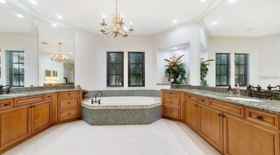CELEBRATION, Florida 34747, 6 Bedrooms Bedrooms, ,5 BathroomsBathrooms,Residential,For Sale,ACADIA,0,MFRTB8523009