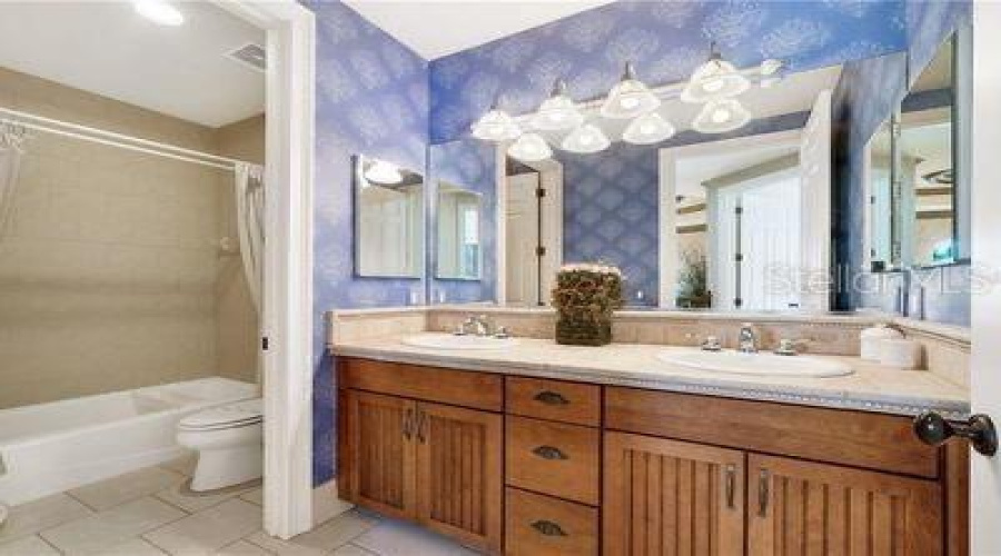 CELEBRATION, Florida 34747, 6 Bedrooms Bedrooms, ,5 BathroomsBathrooms,Residential,For Sale,ACADIA,0,MFRTB8523009