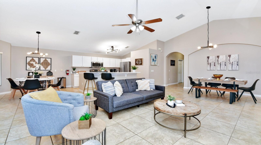 KISSIMMEE, Florida 34746, 4 Bedrooms Bedrooms, ,3 BathroomsBathrooms,Residential,For Sale,CUMBRIAN LAKES,0,MFRO6420419