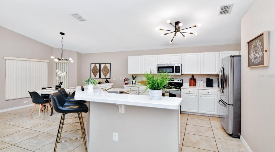 KISSIMMEE, Florida 34746, 4 Bedrooms Bedrooms, ,3 BathroomsBathrooms,Residential,For Sale,CUMBRIAN LAKES,0,MFRO6420419