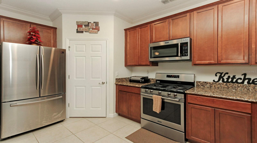 DAVENPORT, Florida 33897, 4 Bedrooms Bedrooms, ,3 BathroomsBathrooms,Residential,For Sale,BELLA VERANO,0,MFRS5152664
