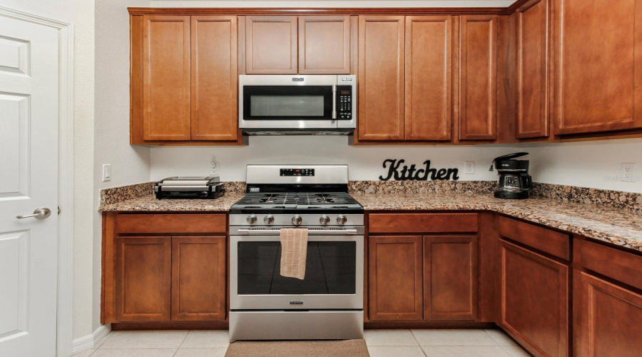 DAVENPORT, Florida 33897, 4 Bedrooms Bedrooms, ,3 BathroomsBathrooms,Residential,For Sale,BELLA VERANO,0,MFRS5152664