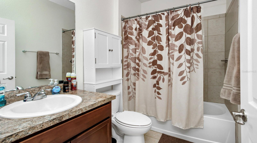 DAVENPORT, Florida 33897, 4 Bedrooms Bedrooms, ,3 BathroomsBathrooms,Residential,For Sale,BELLA VERANO,0,MFRS5152664