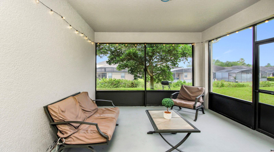 DAVENPORT, Florida 33897, 4 Bedrooms Bedrooms, ,3 BathroomsBathrooms,Residential,For Sale,BELLA VERANO,0,MFRS5152664