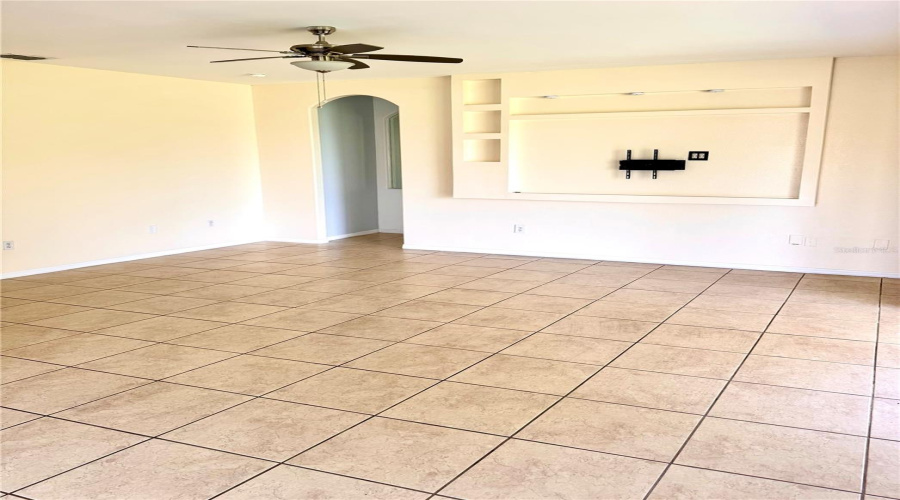 KISSIMMEE, Florida 34746, 4 Bedrooms Bedrooms, ,2 BathroomsBathrooms,Residential,For Sale,THE OAKS,0,MFRS5152726