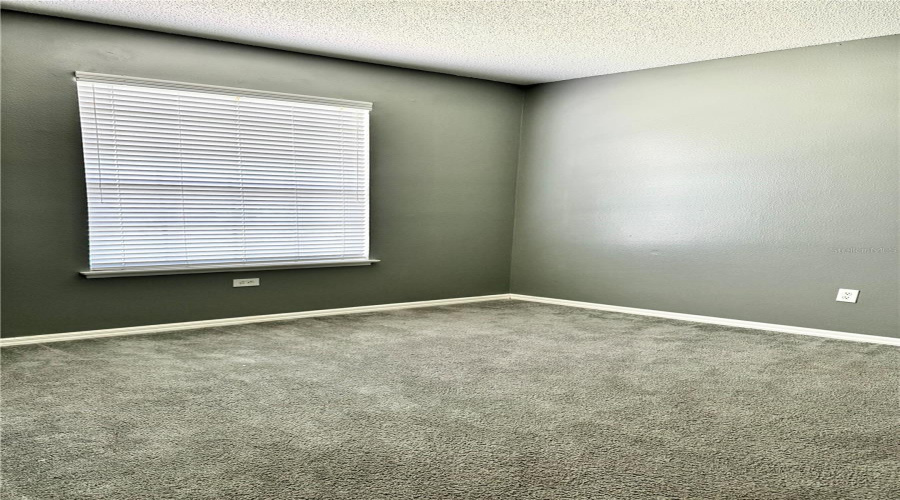 KISSIMMEE, Florida 34746, 4 Bedrooms Bedrooms, ,2 BathroomsBathrooms,Residential,For Sale,THE OAKS,0,MFRS5152726
