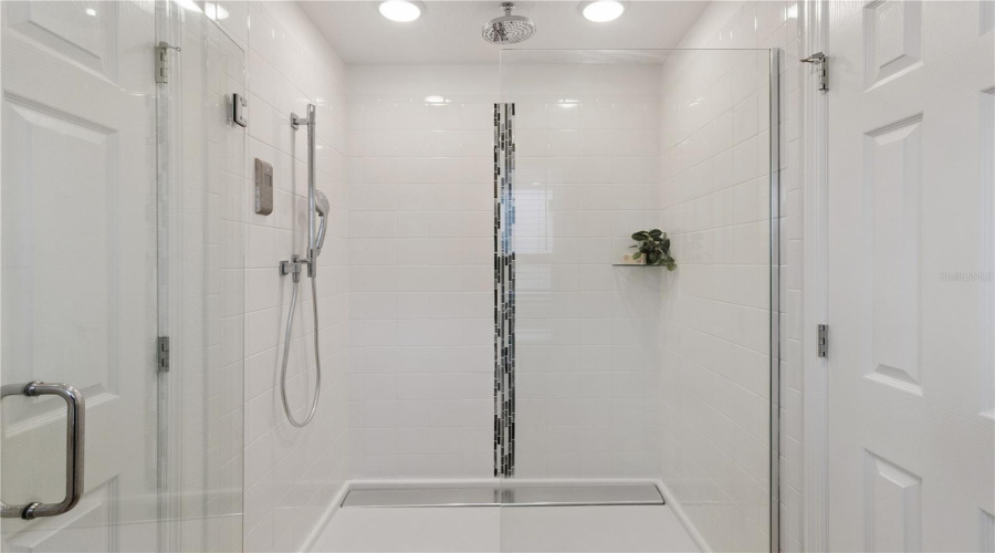 DAVENPORT, Florida 33837, 4 Bedrooms Bedrooms, ,2 BathroomsBathrooms,Residential,For Sale,SCRUB OAK HAMMOCK,0,MFRO6418995