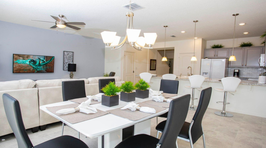 KISSIMMEE, Florida 34746, 4 Bedrooms Bedrooms, ,3 BathroomsBathrooms,Residential,For Sale,ADELAIDE,0,MFRO6397314