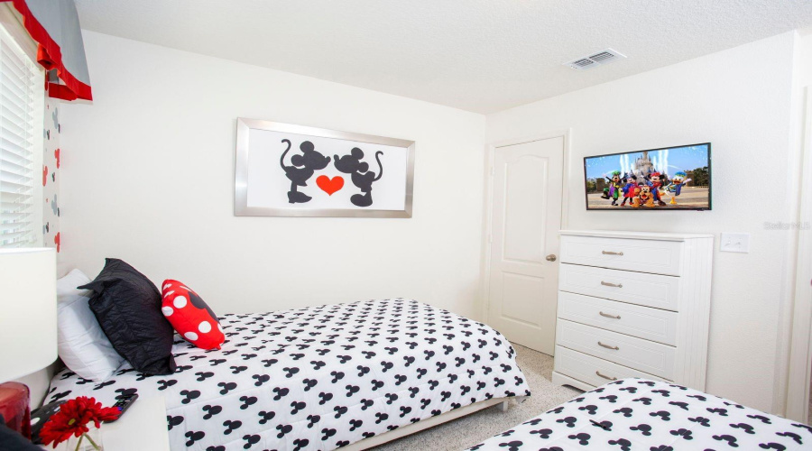 KISSIMMEE, Florida 34746, 4 Bedrooms Bedrooms, ,3 BathroomsBathrooms,Residential,For Sale,ADELAIDE,0,MFRO6397314