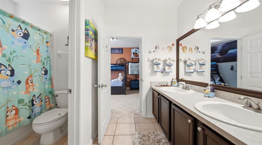 DAVENPORT, Florida 33897, 4 Bedrooms Bedrooms, ,3 BathroomsBathrooms,Residential,For Sale,ORISTA,0,MFRO6421004