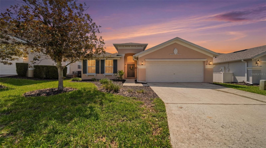 DAVENPORT, Florida 33897, 4 Bedrooms Bedrooms, ,3 BathroomsBathrooms,Residential,For Sale,ORISTA,0,MFRO6421004