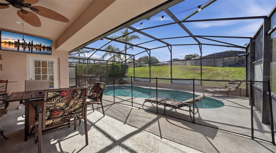 DAVENPORT, Florida 33897, 4 Bedrooms Bedrooms, ,3 BathroomsBathrooms,Residential,For Sale,ORISTA,0,MFRO6421004