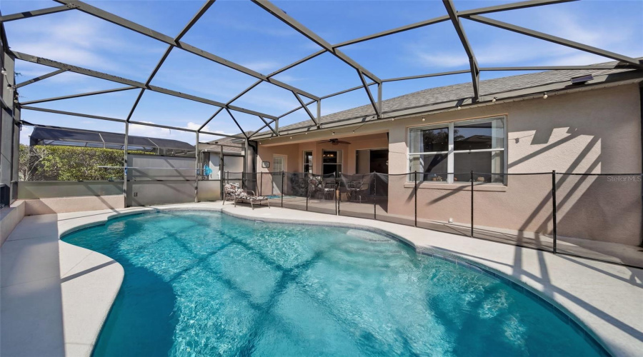 DAVENPORT, Florida 33897, 4 Bedrooms Bedrooms, ,3 BathroomsBathrooms,Residential,For Sale,ORISTA,0,MFRO6421004