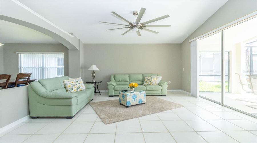 KISSIMMEE, Florida 34746, 4 Bedrooms Bedrooms, ,2 BathroomsBathrooms,Residential,For Sale,SOARING EAGLE,0,MFRS5152630
