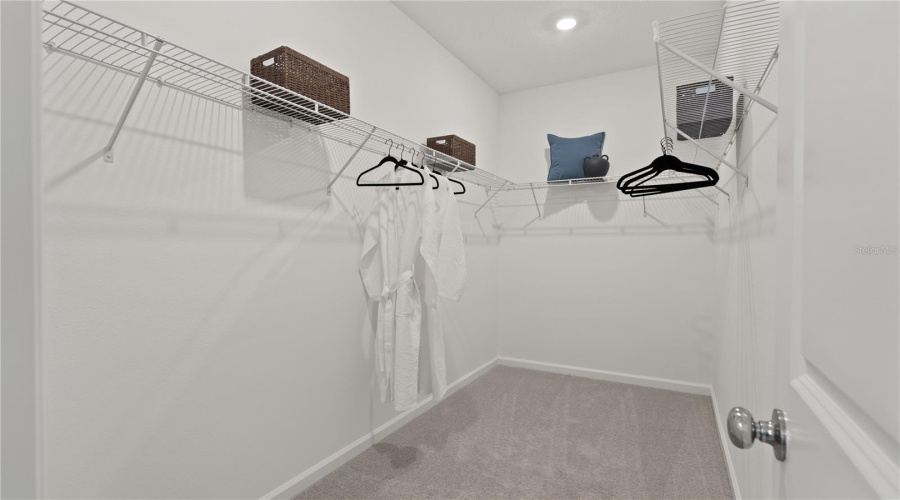 DAVENPORT, Florida 33837, 3 Bedrooms Bedrooms, ,2 BathroomsBathrooms,Residential,For Sale,KURTZ,0,MFRO6421048